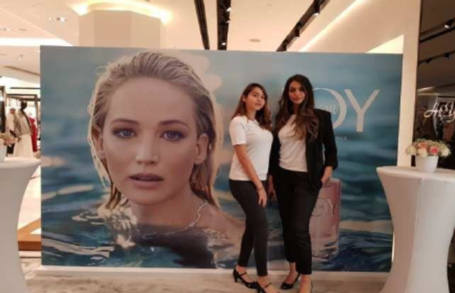 Hostesses & Promoters - signsandmorekw